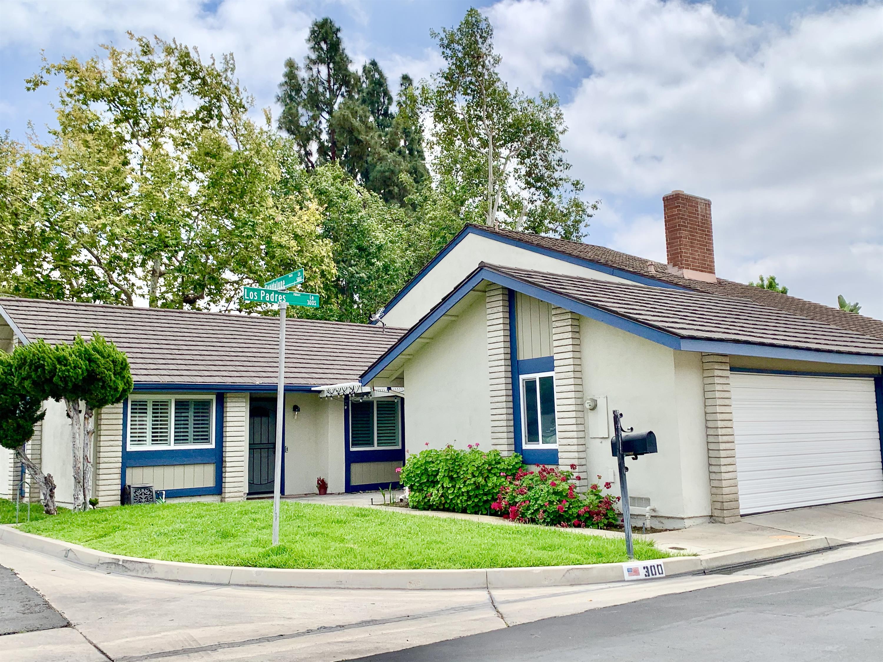 300 Los Padres Lane - 1